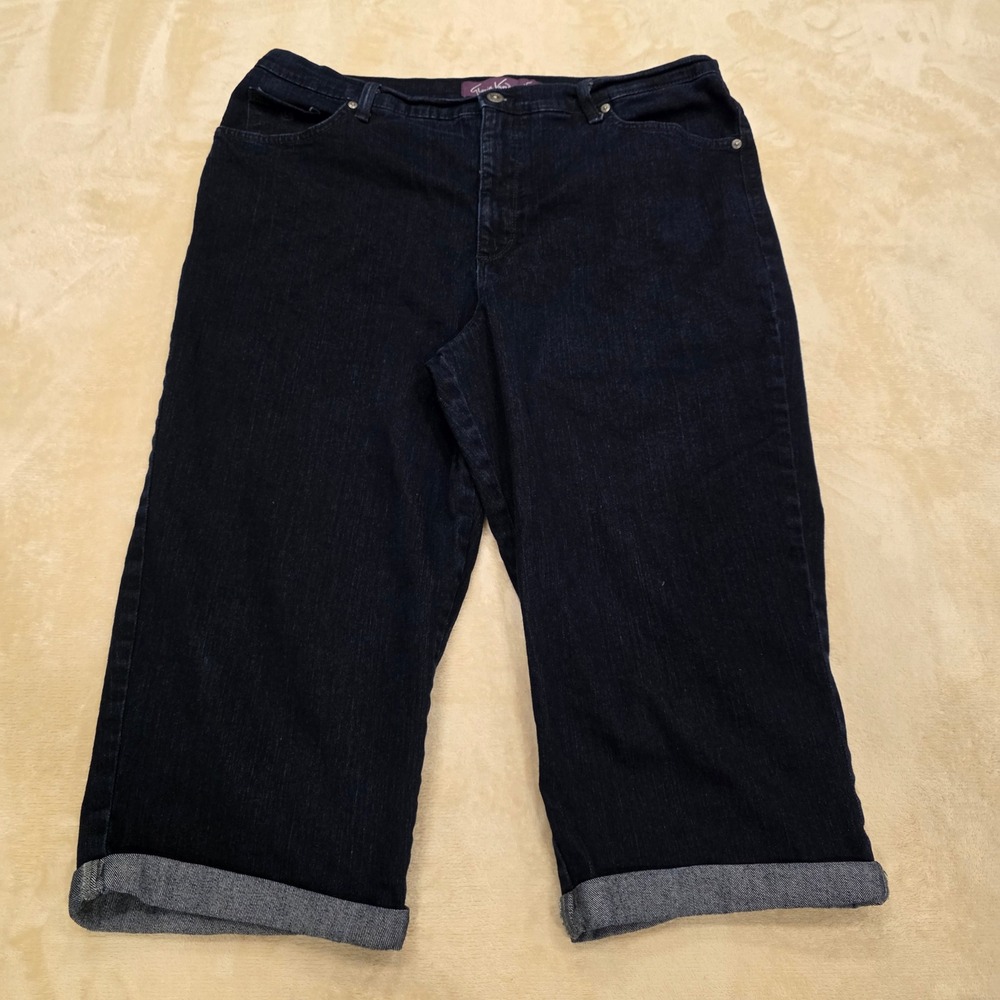 Gloria Vanderbilt Amanda Capri Jeans Size 18 Dark Wash Cuffed Denim Cropped
